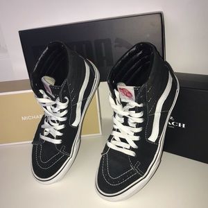 High top black & white Vans